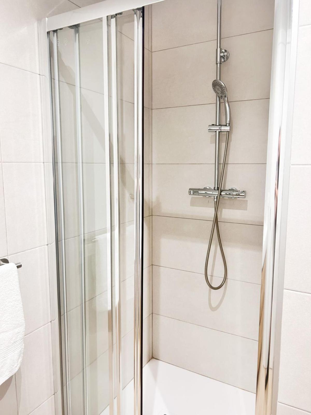 Apartamento Junto A Ruzafa Cerca Del Centro Валенсия Экстерьер фото